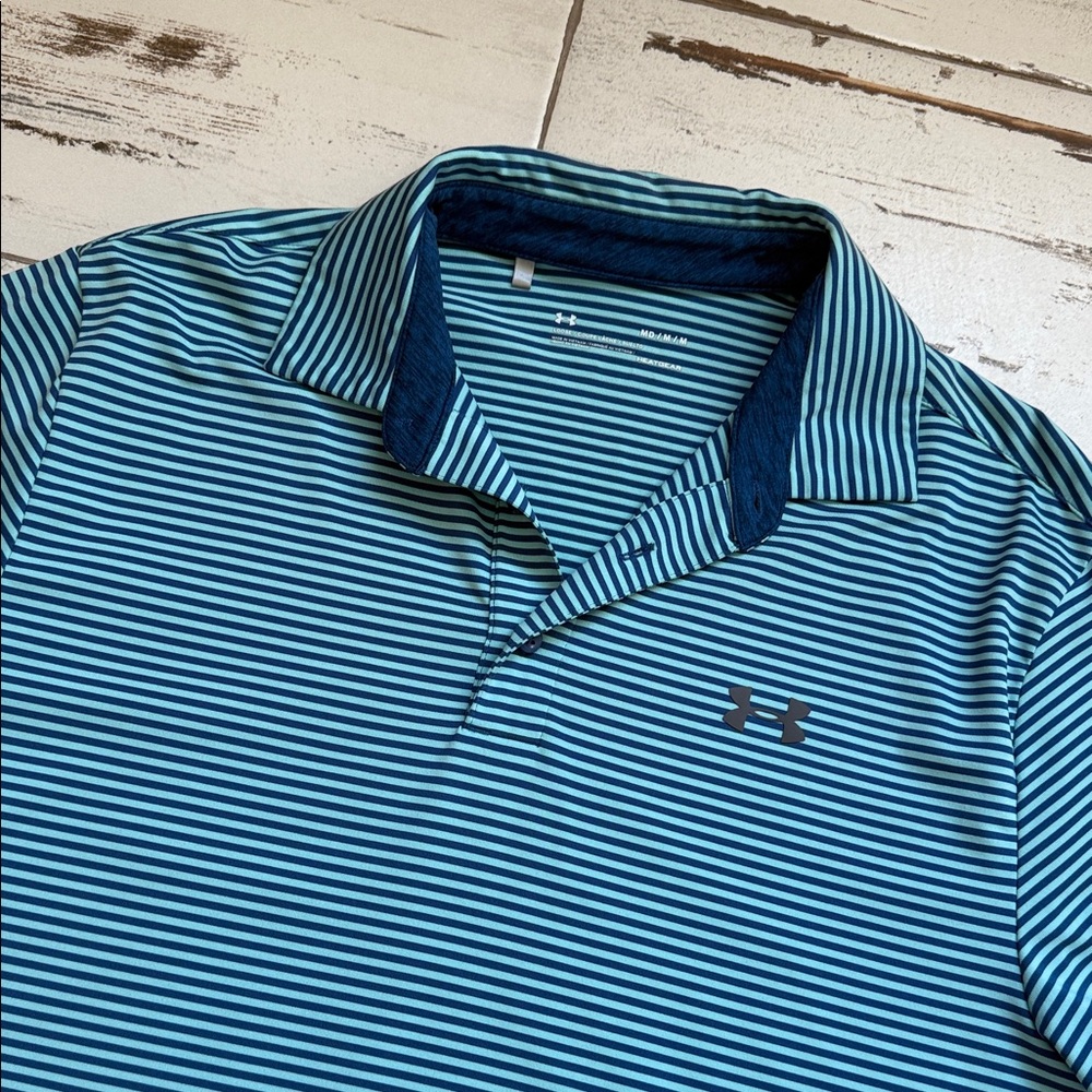 Men’s Under Armour brand dry fit polo style shirt